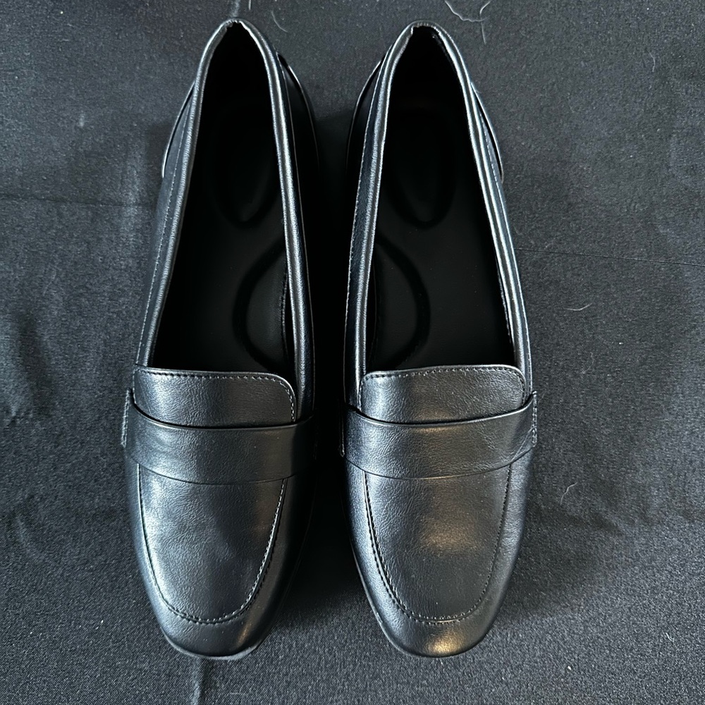 Old Navy Loafers - Size 7